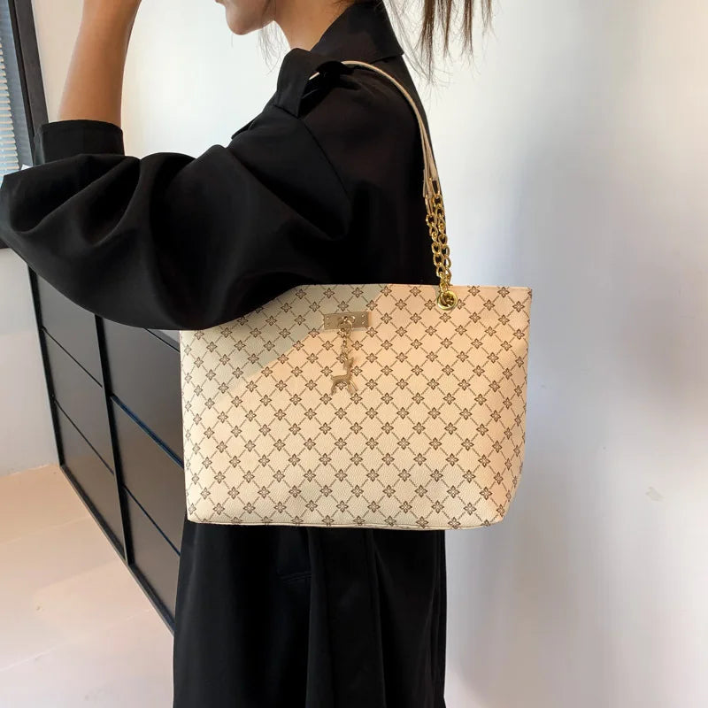 Everyday Urban Leather Large Tote